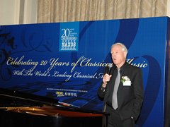 Klaus Heymann gives a short speech before the concert